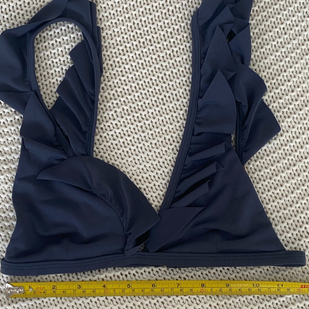 Bettinis Ruffle Top - Picture 4 of 6